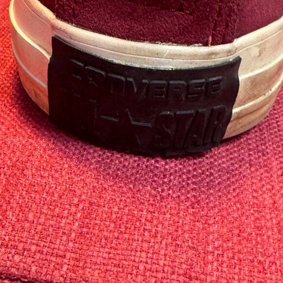 **RARE** Deep Red, Converse Chuck Taylor's, High-Top, Suede, with Back Zip-ins! - Picture 4 of 10